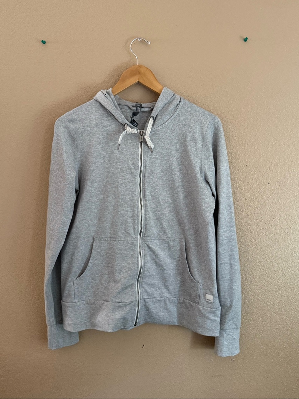Vuori Halo Performance Zip Up Hoodie Like New